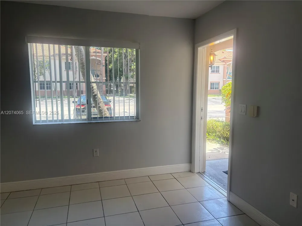 2910 SE 13th Rd #105-44 Homestead, FL 33035
