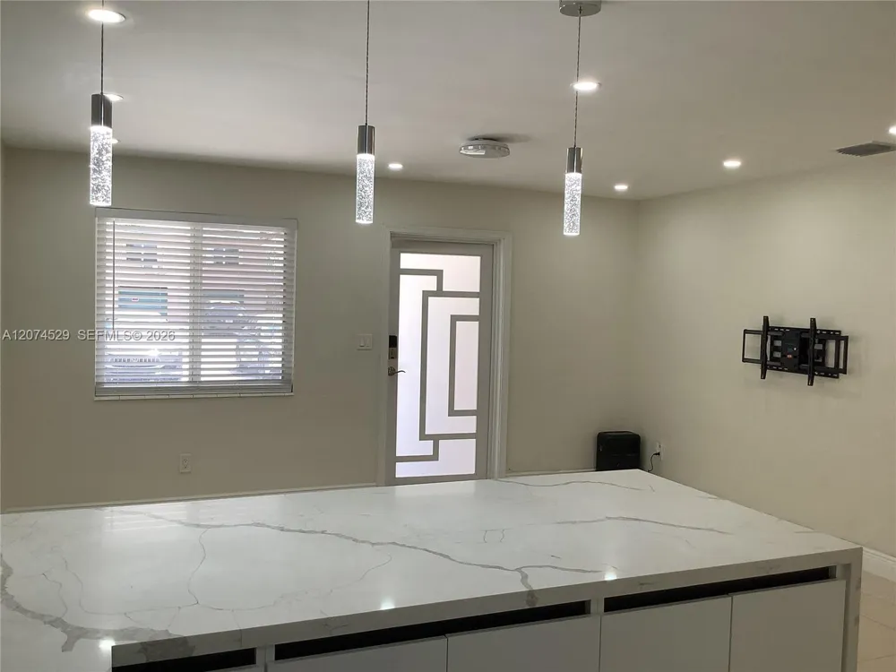 11019 SW 5th St #11019 Sweetwater, FL 33174