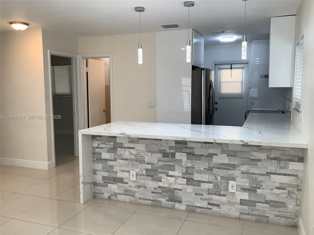 11019 SW 5th St #11019 Sweetwater, FL 33174