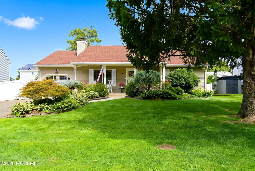 116 Seaspray Road Manahawkin, NJ 08050