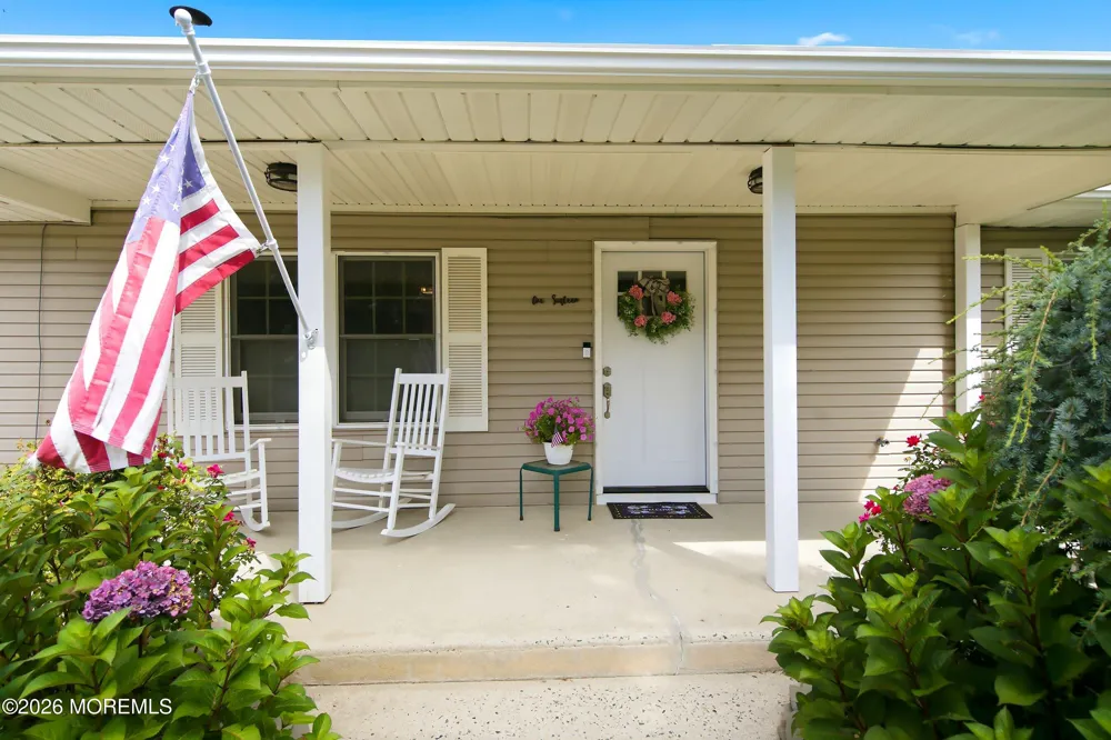 116 Seaspray Road Manahawkin, NJ 08050