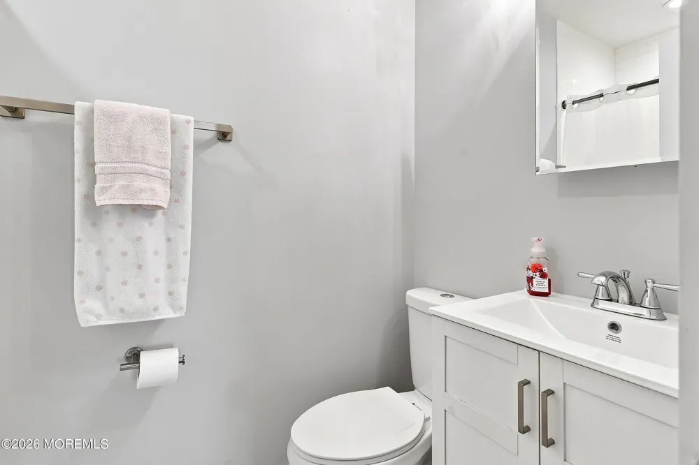 116 Seaspray Road Manahawkin, NJ 08050