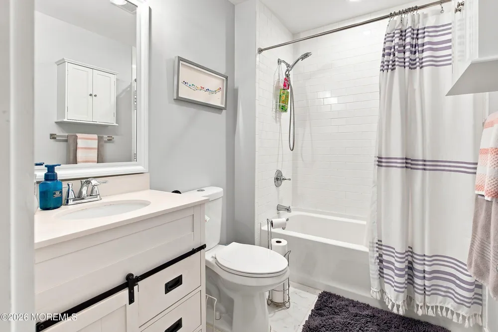 116 Seaspray Road Manahawkin, NJ 08050