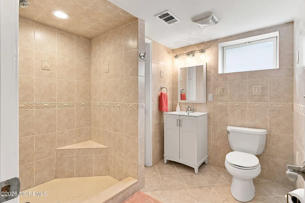 116 Seaspray Road Manahawkin, NJ 08050