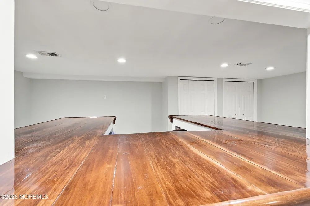 116 Seaspray Road Manahawkin, NJ 08050