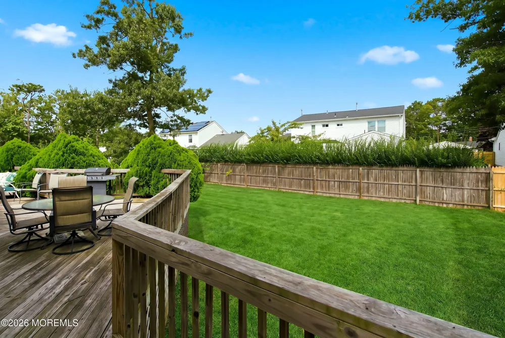 116 Seaspray Road Manahawkin, NJ 08050