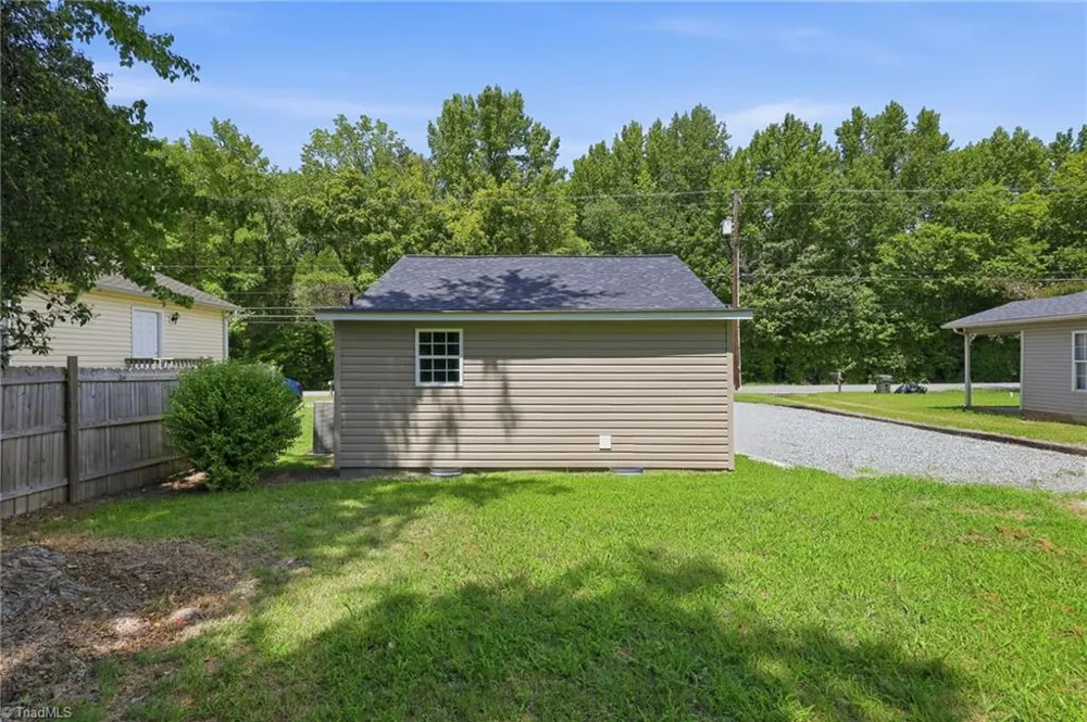 6012 Ball Park Road Thomasville, NC 27360