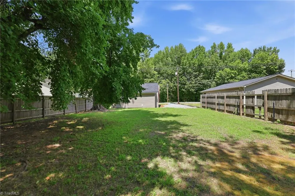 6012 Ball Park Road Thomasville, NC 27360