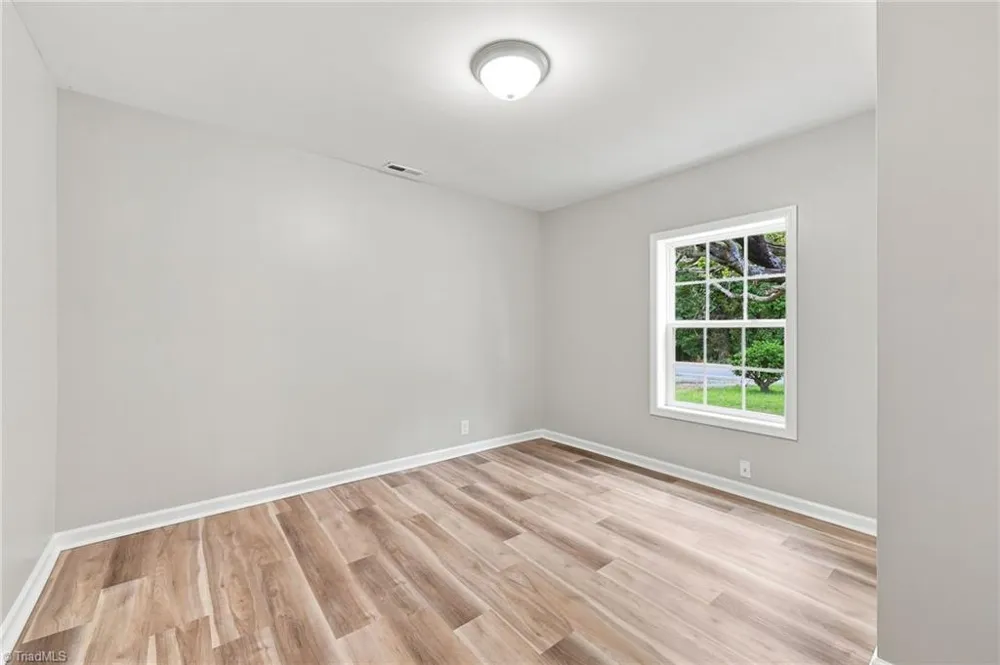 6012 Ball Park Road Thomasville, NC 27360
