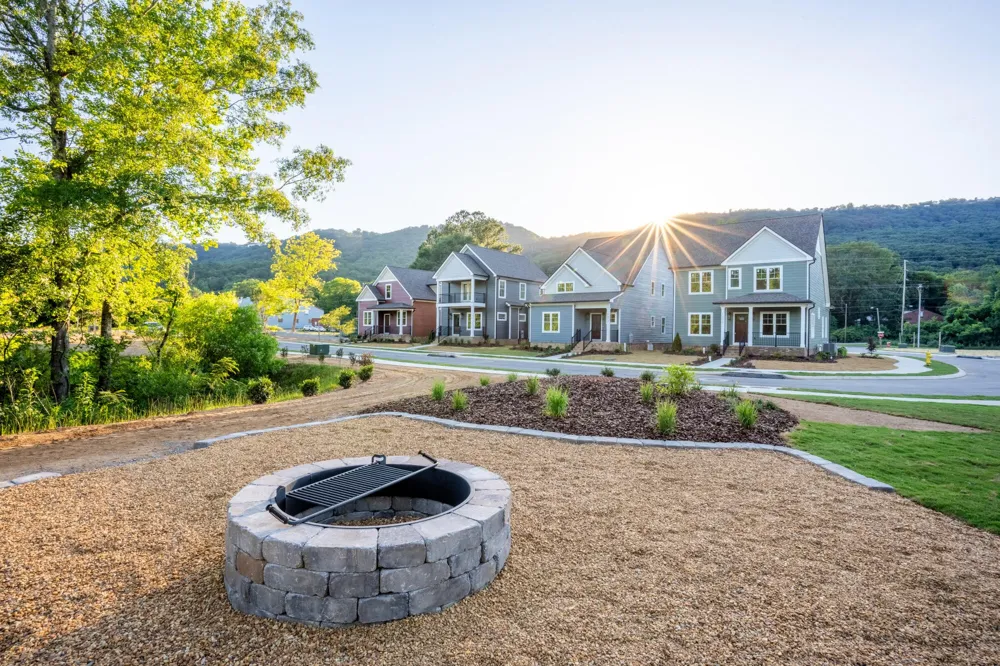 1317 Thomas Avenue Chattanooga, TN 37409