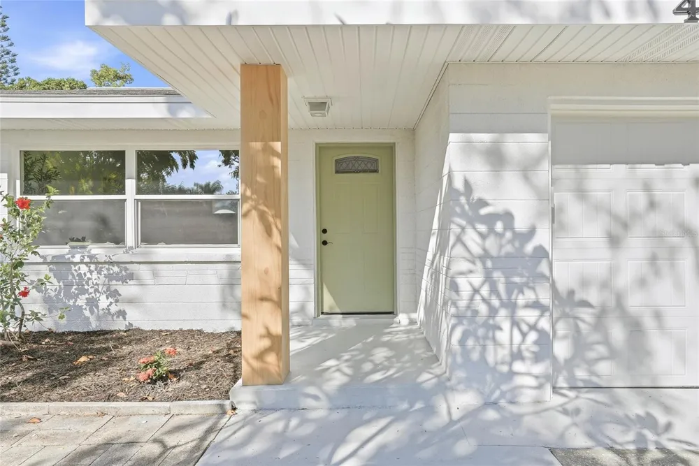 4720 MOHEGAN ROAD St Petersburg, FL 33708