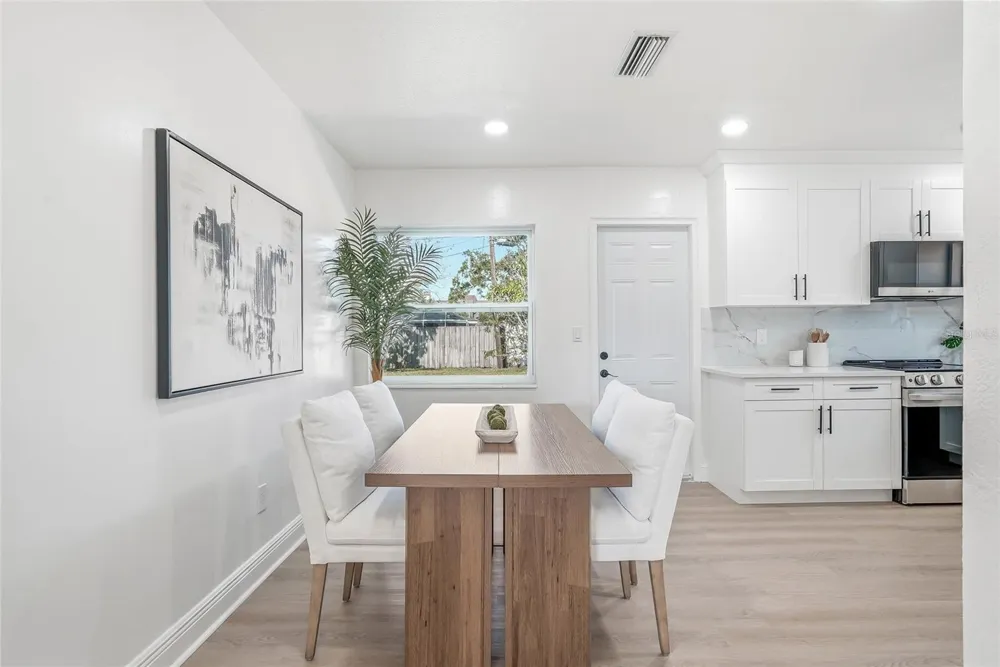 4720 MOHEGAN ROAD St Petersburg, FL 33708