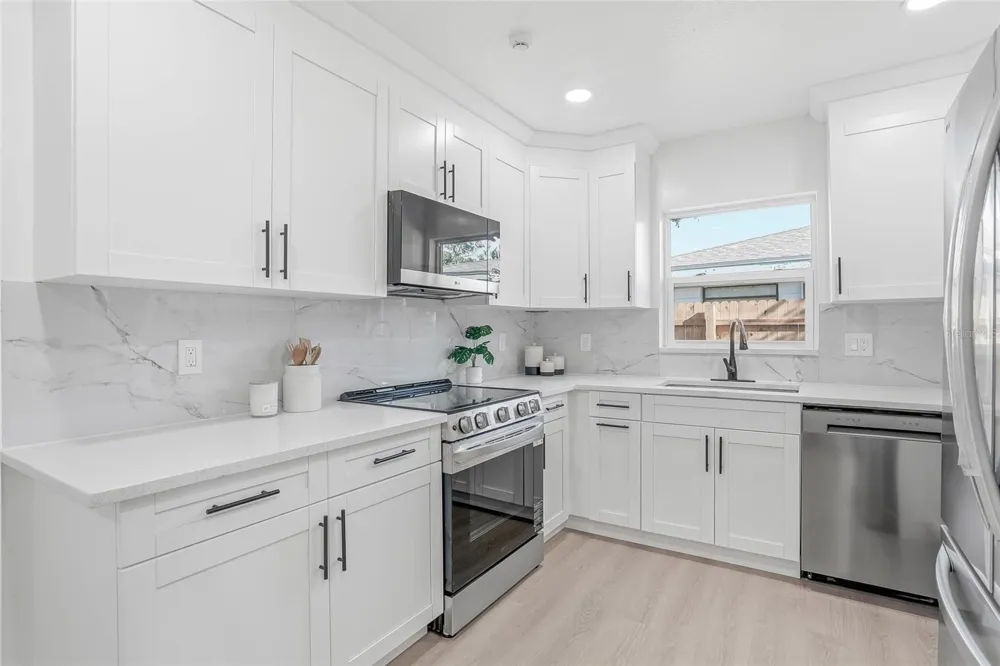 4720 MOHEGAN ROAD St Petersburg, FL 33708