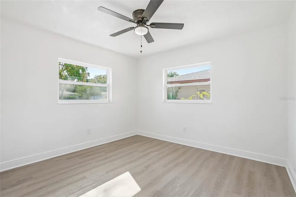 4720 MOHEGAN ROAD St Petersburg, FL 33708