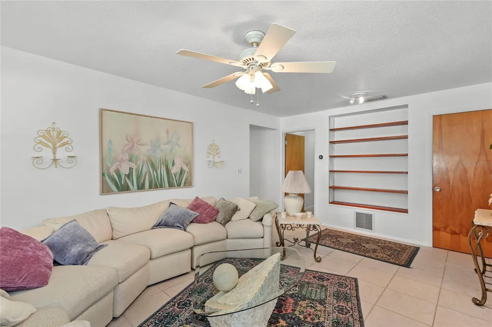 1621 CHESTNUT AVENUE Winter Park, FL 32789