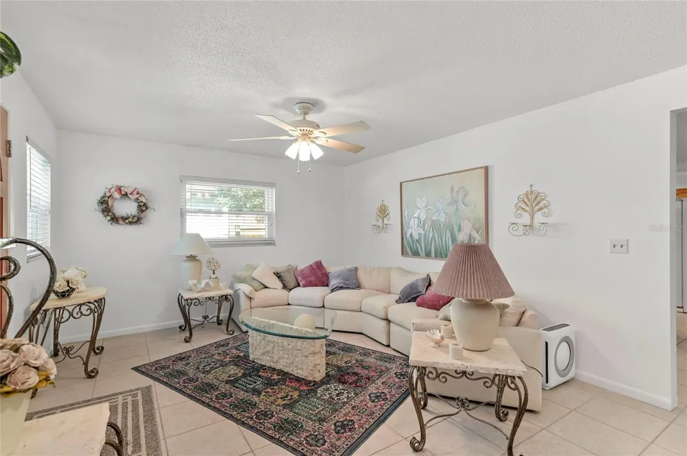 1621 CHESTNUT AVENUE Winter Park, FL 32789