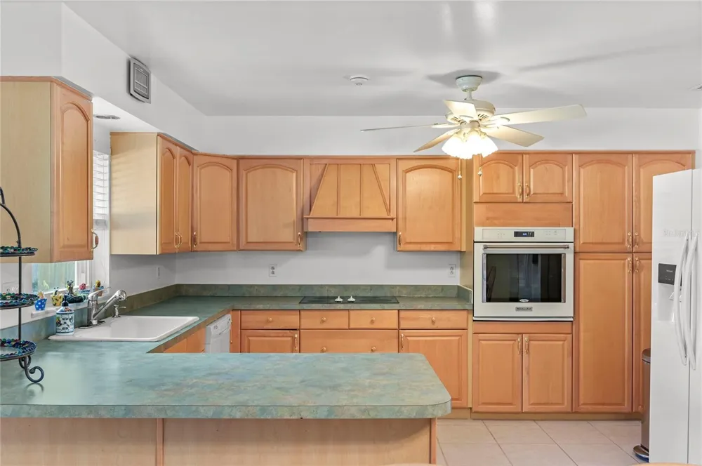 1621 CHESTNUT AVENUE Winter Park, FL 32789
