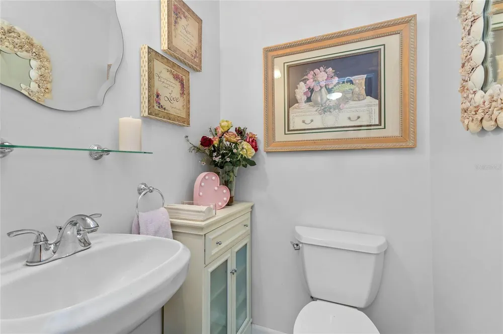 1621 CHESTNUT AVENUE Winter Park, FL 32789