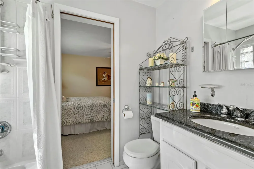 1621 CHESTNUT AVENUE Winter Park, FL 32789