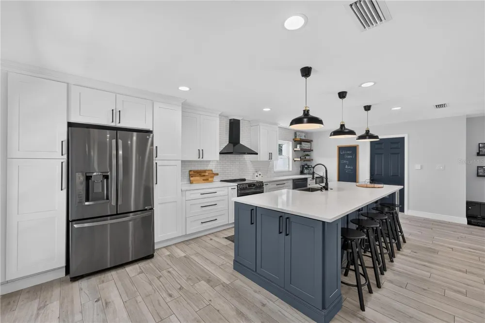 2112 EASTBROOK BOULEVARD Winter Park, FL 32792