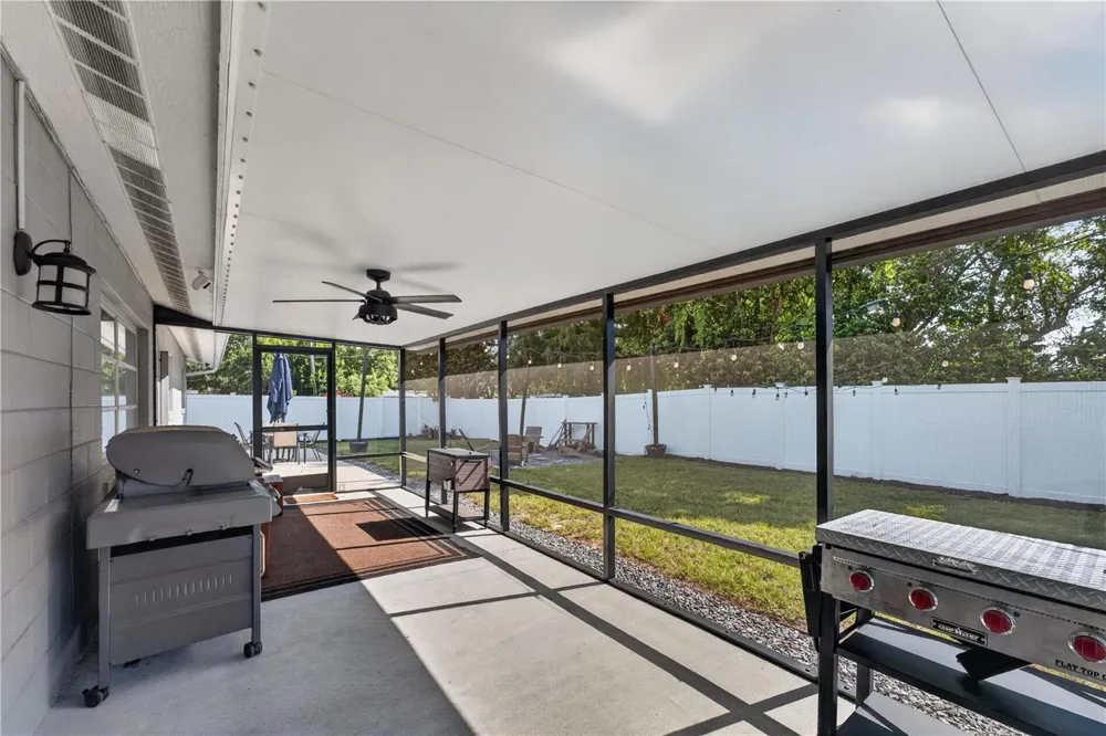2112 EASTBROOK BOULEVARD Winter Park, FL 32792