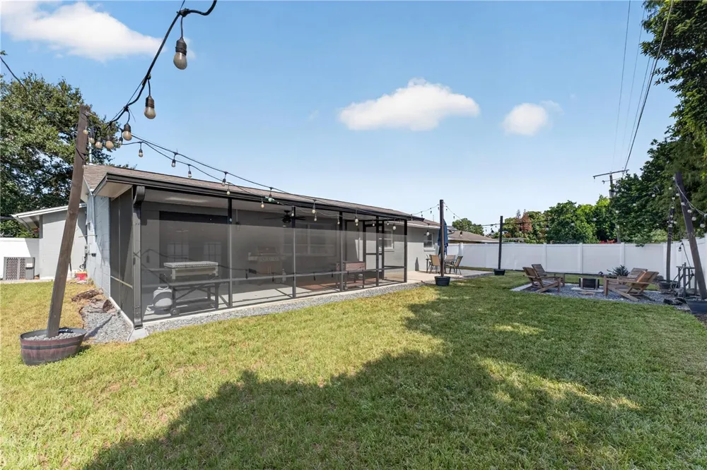 2112 EASTBROOK BOULEVARD Winter Park, FL 32792