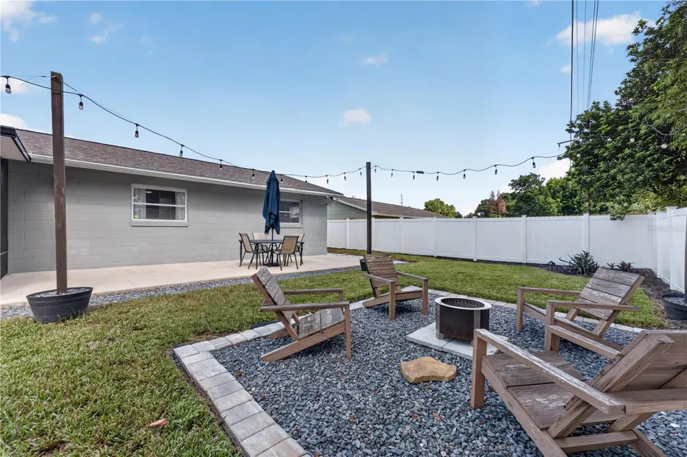 2112 EASTBROOK BOULEVARD Winter Park, FL 32792