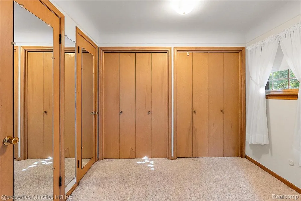 1360 Michigan Boulevard Lincoln Park City, MI 48146