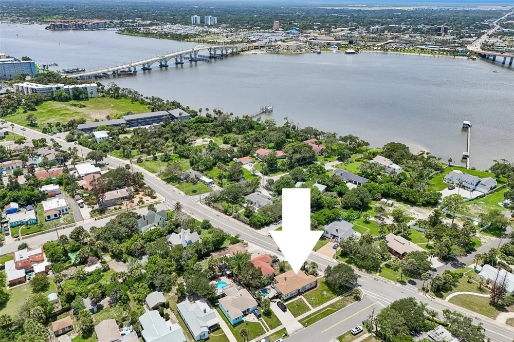 300 REVILO BOULEVARD Daytona Beach, FL 32118