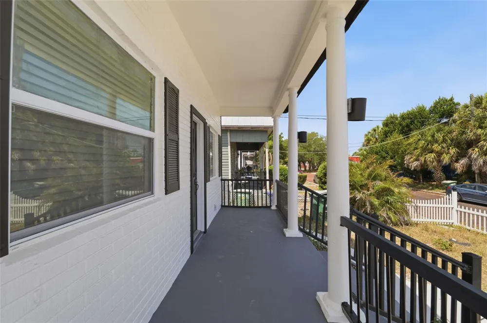 2120 W NASSAU STREET Tampa, FL 33607