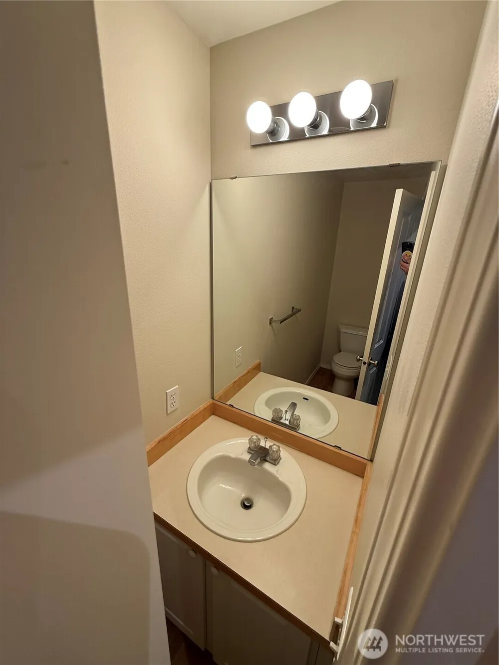 5329 236th Place SE Issaquah, WA 98029
