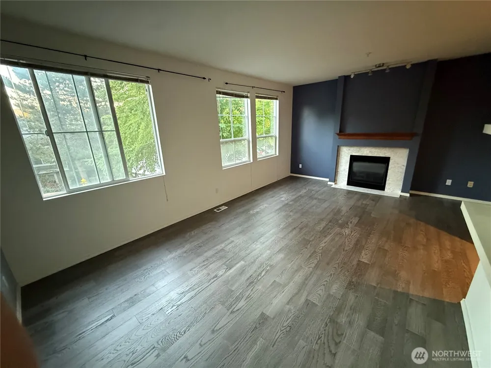 5329 236th Place SE Issaquah, WA 98029