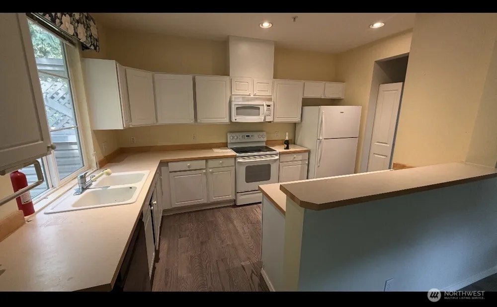 5329 236th Place SE Issaquah, WA 98029