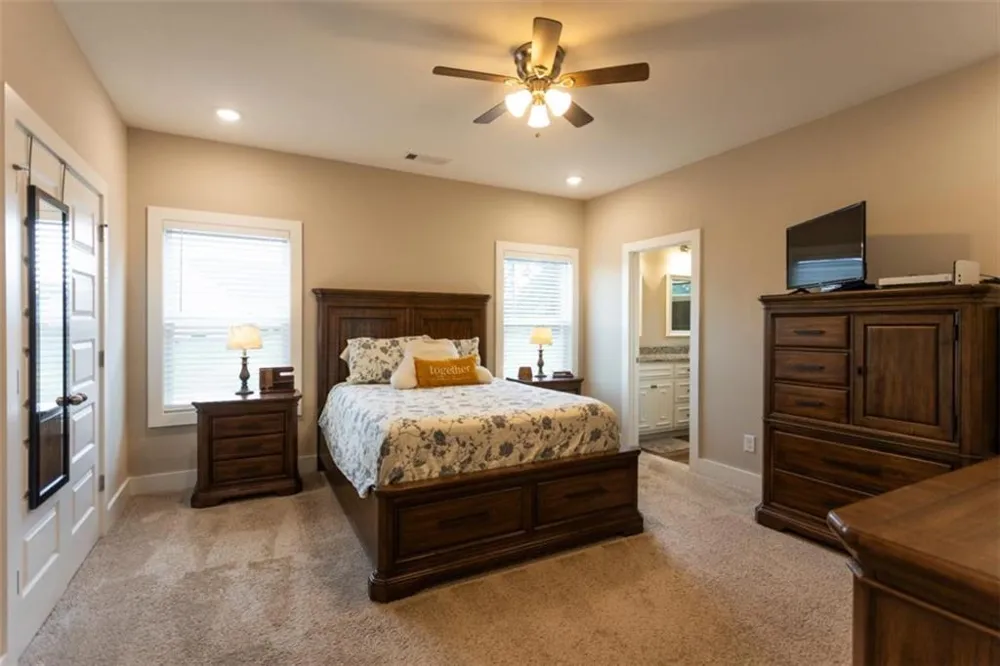 301 Savannah Drive Mansfield, GA 30055
