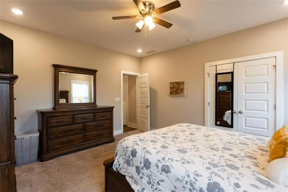 301 Savannah Drive Mansfield, GA 30055