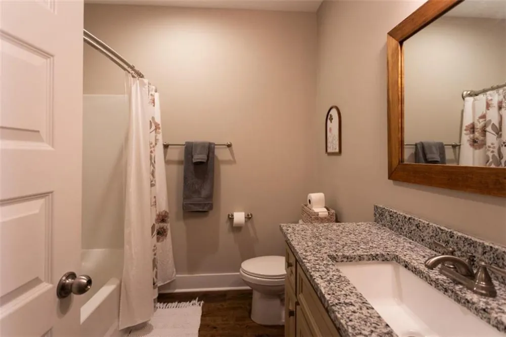 301 Savannah Drive Mansfield, GA 30055