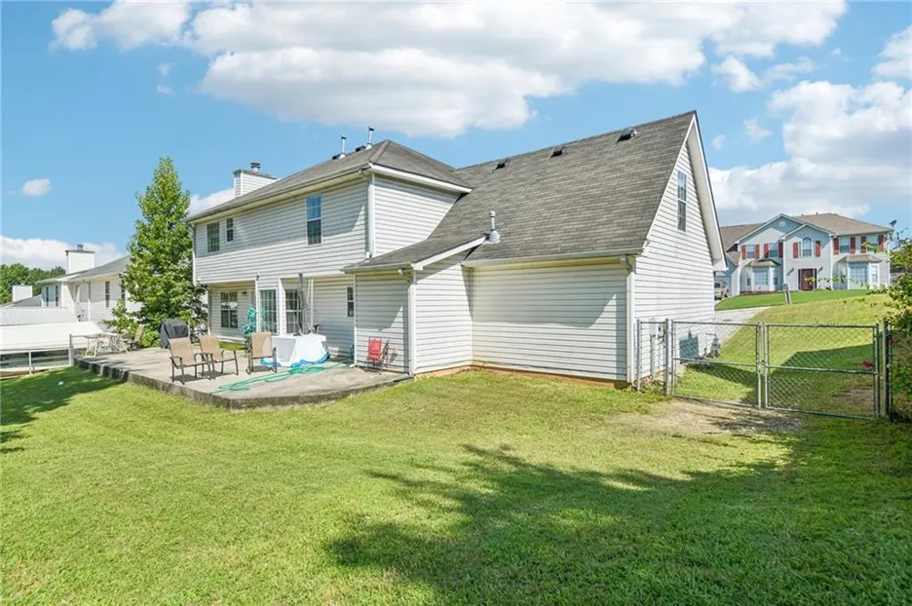 8199 Mckenzie Place Lithonia, GA 30058
