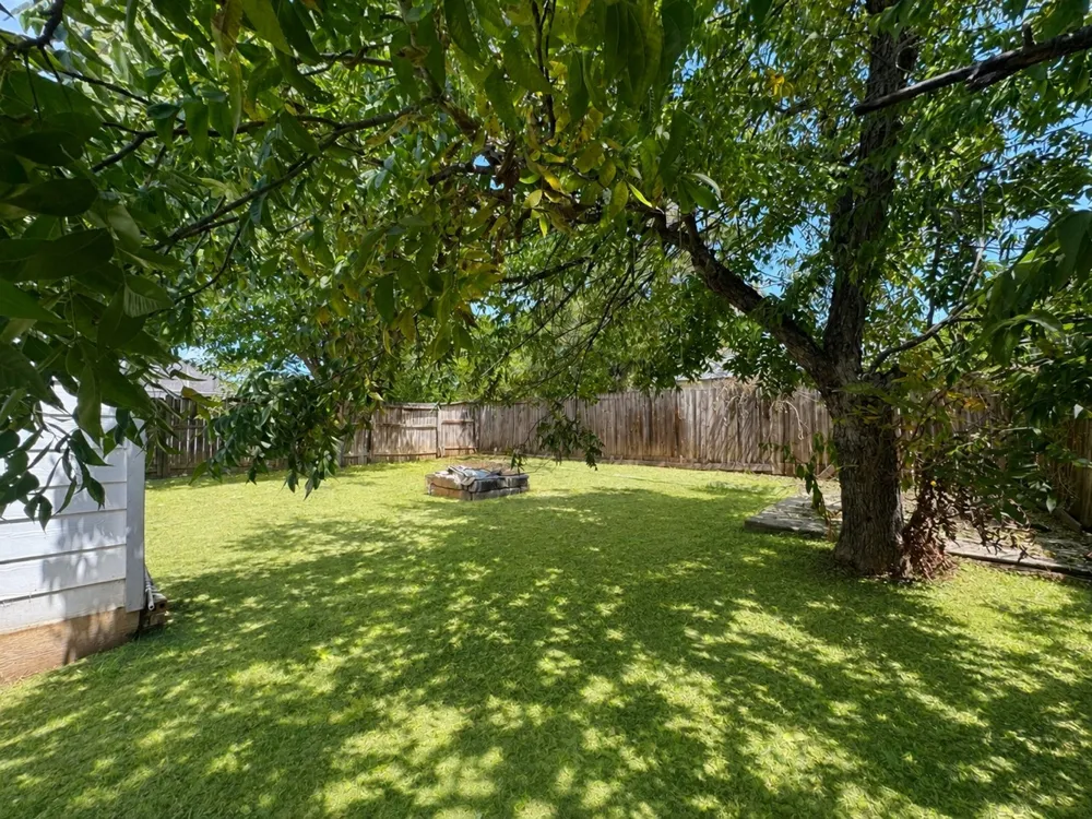804 E Hook Street Stephenville, TX 76401