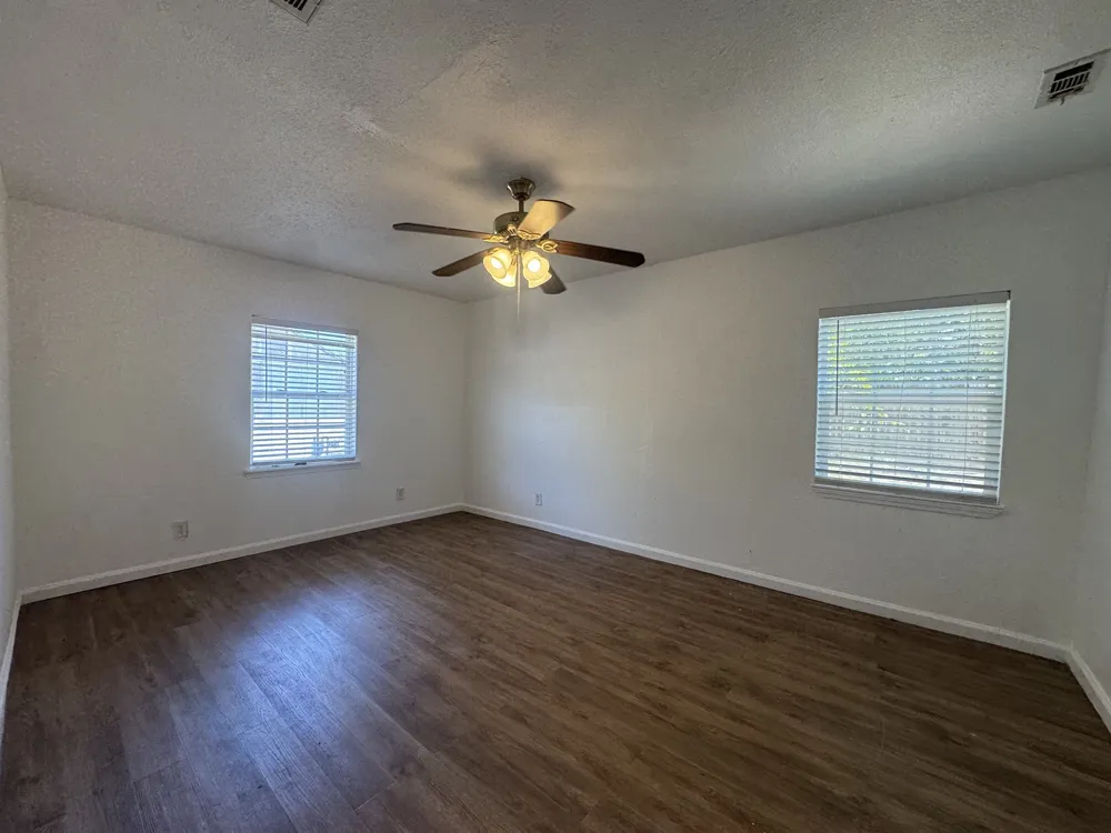 804 E Hook Street Stephenville, TX 76401