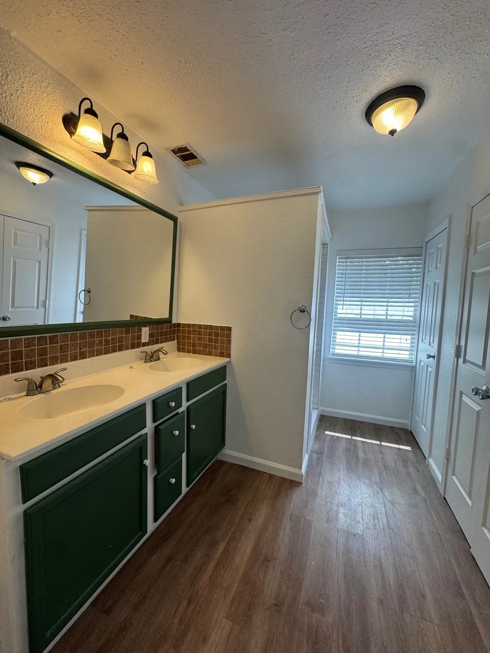 804 E Hook Street Stephenville, TX 76401