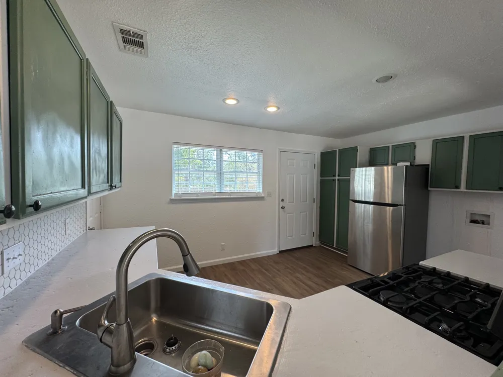 804 E Hook Street Stephenville, TX 76401