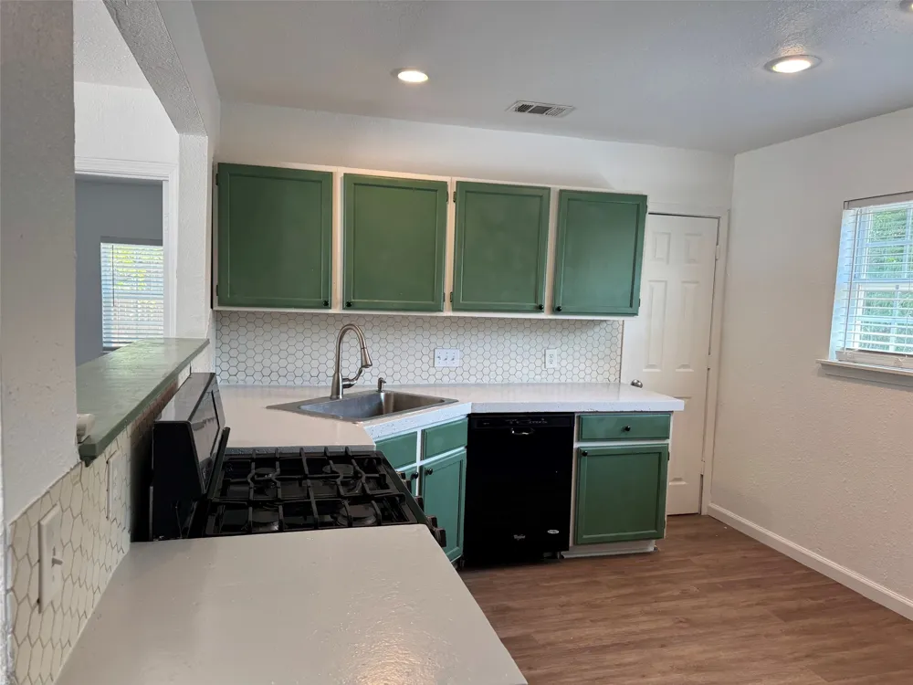 804 E Hook Street Stephenville, TX 76401