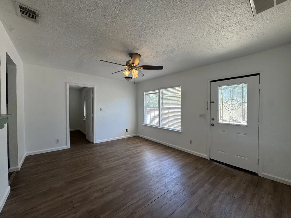 804 E Hook Street Stephenville, TX 76401