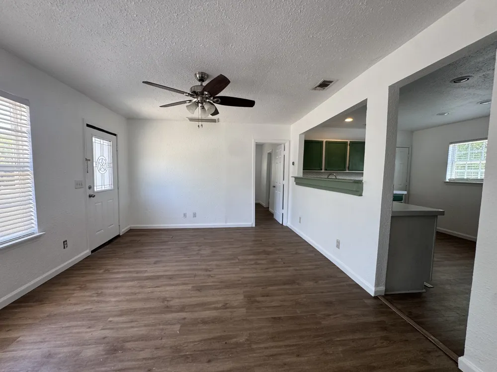 804 E Hook Street Stephenville, TX 76401