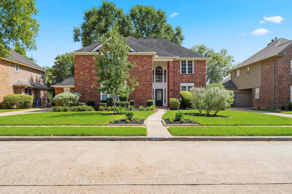 1627 Pecan Crossing Drive Richmond, TX 77406