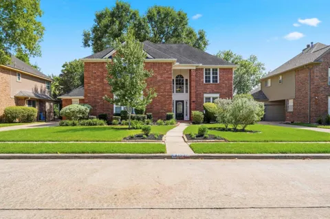1627 Pecan Crossing Drive