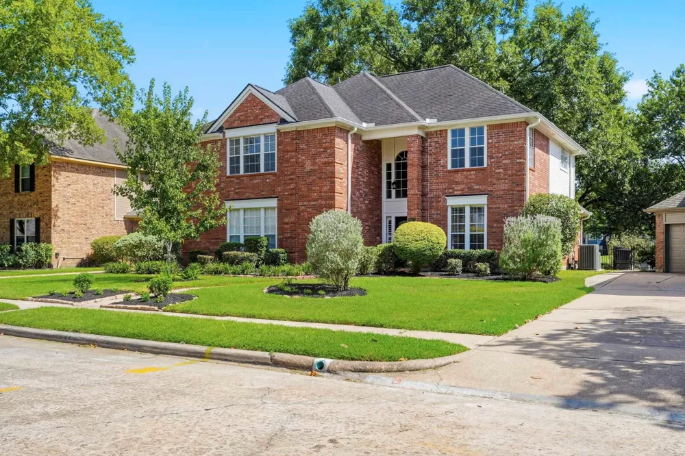 1627 Pecan Crossing Drive Richmond, TX 77406