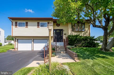 13 GARY DRIVE