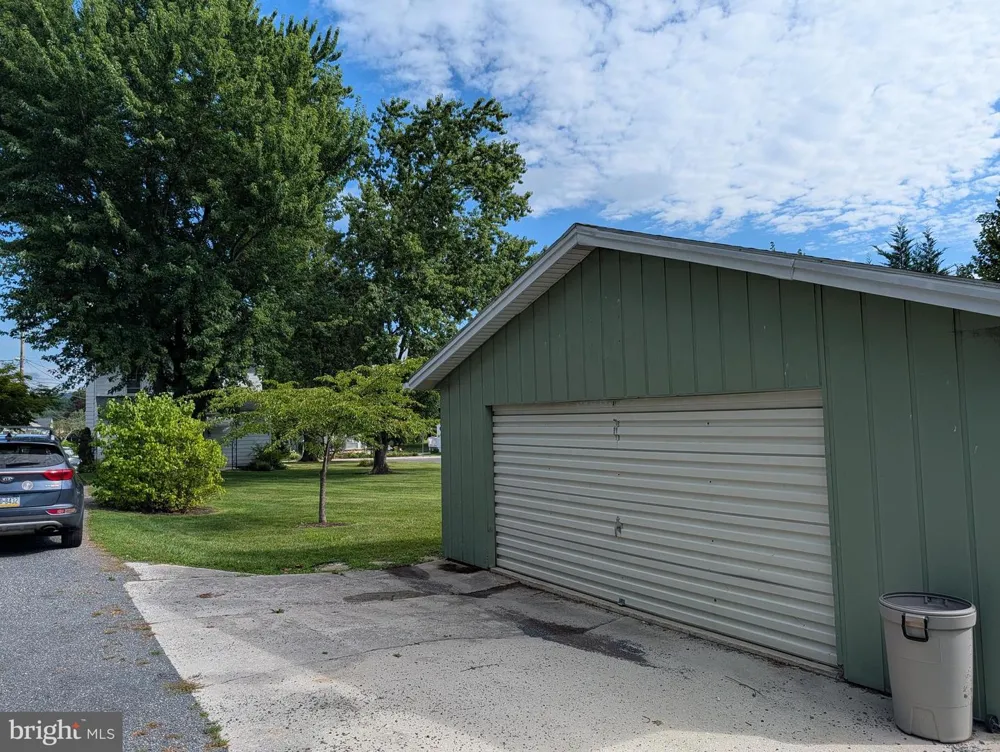 201 MAIN STREET Arendtsville, PA 17303
