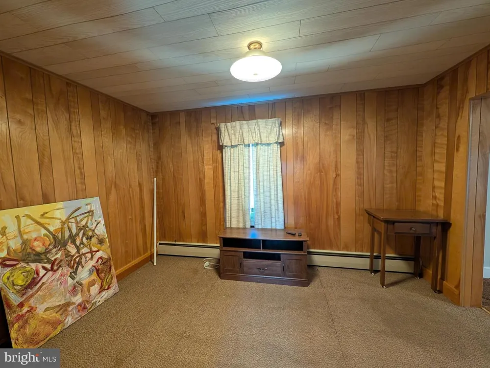 201 MAIN STREET Arendtsville, PA 17303